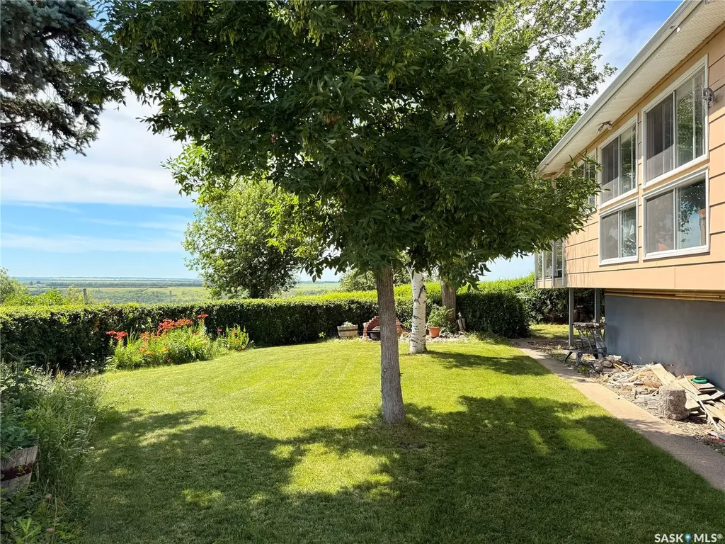 51 Tufts Crescent Outlook SK S0L 2N0