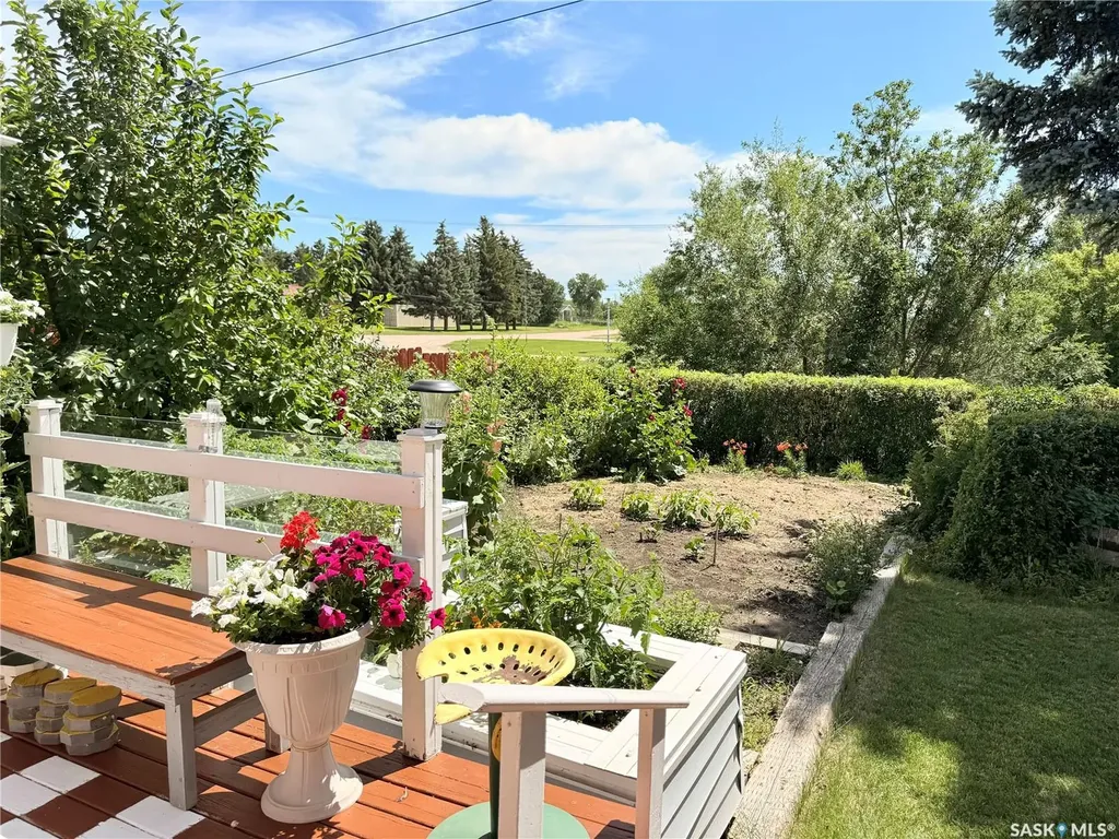 51 Tufts Crescent Outlook SK S0L 2N0