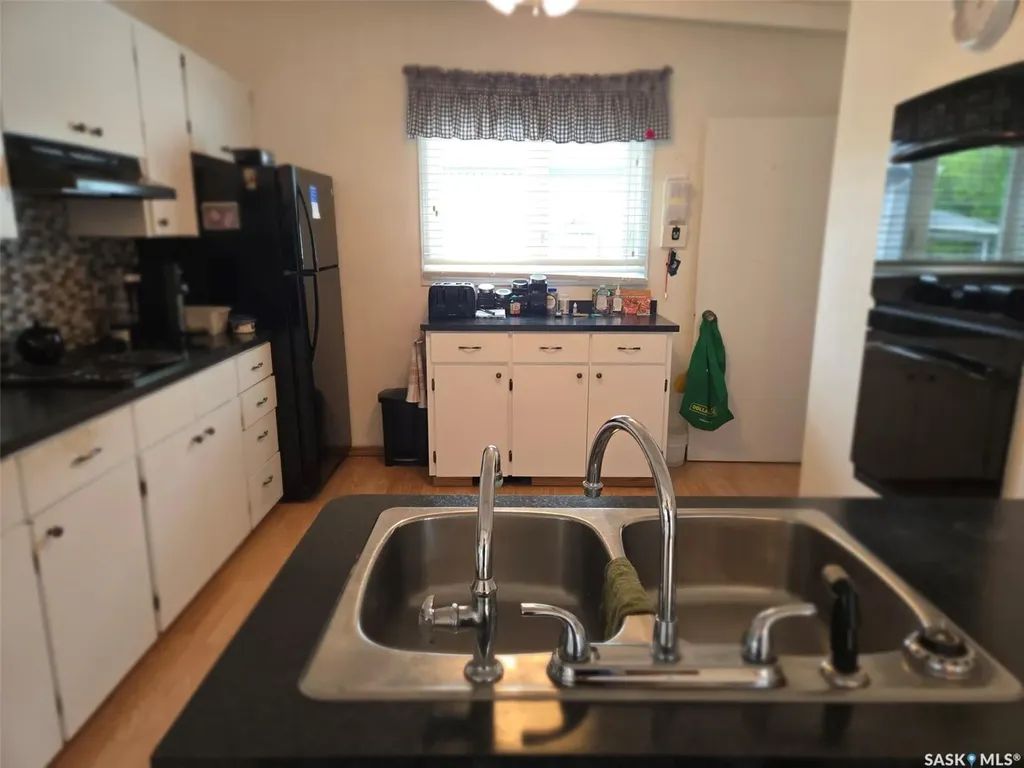 727 10th Street Humboldt SK S0K 2A0