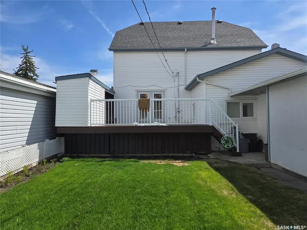 727 10th Street Humboldt SK S0K 2A0