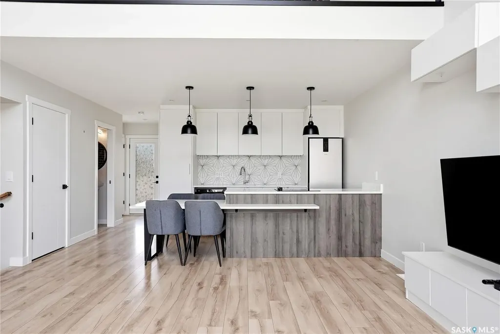 103 Westfield Road Saskatoon SK S7V 0T8
