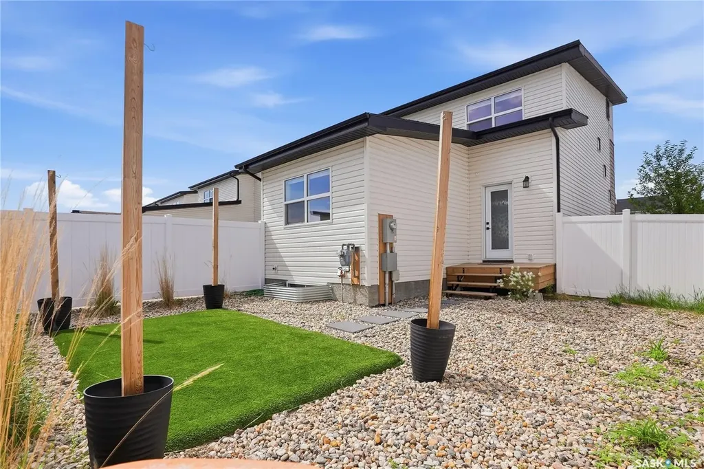 103 Westfield Road Saskatoon SK S7V 0T8