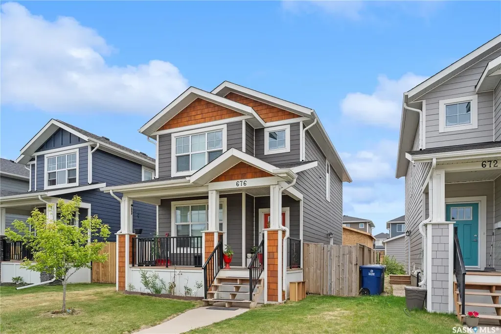 676 Meadows Boulevard Saskatoon SK S7V 0M5