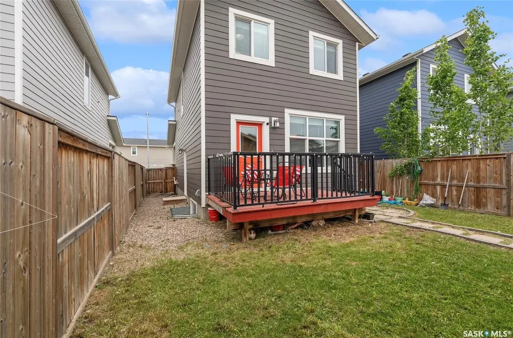 676 Meadows Boulevard Saskatoon SK S7V 0M5