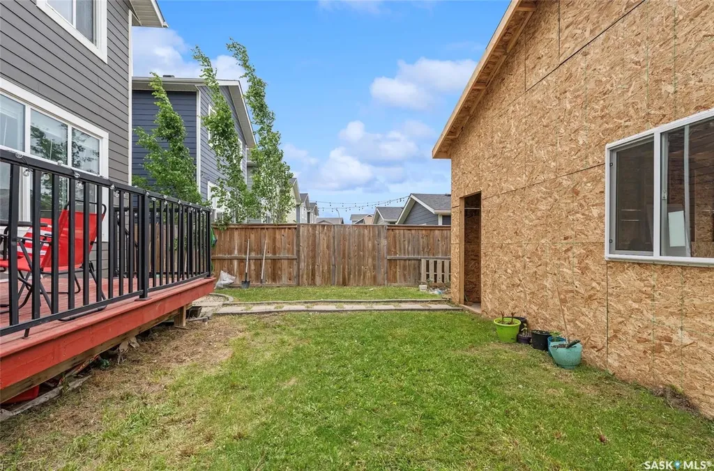 676 Meadows Boulevard Saskatoon SK S7V 0M5