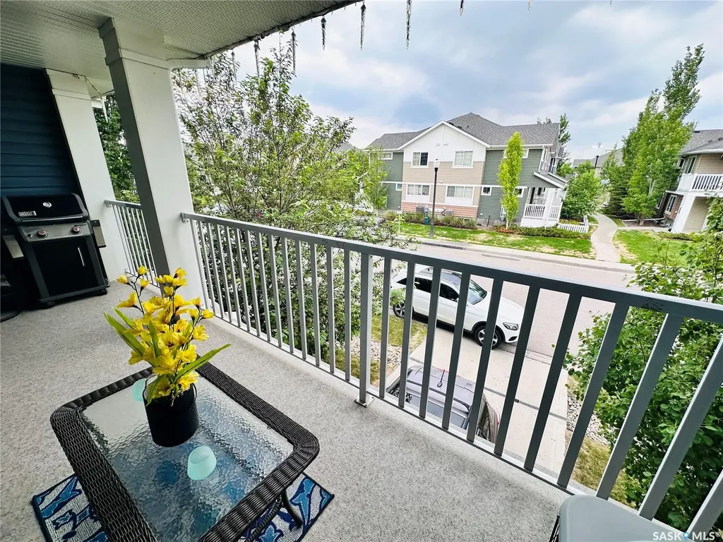 4533 Delhaye Way Regina SK S4W 0M2