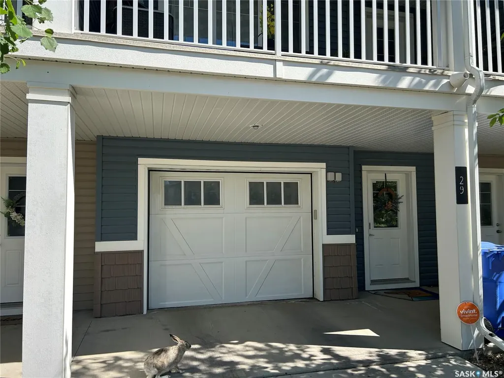 4533 Delhaye Way Regina SK S4W 0M2