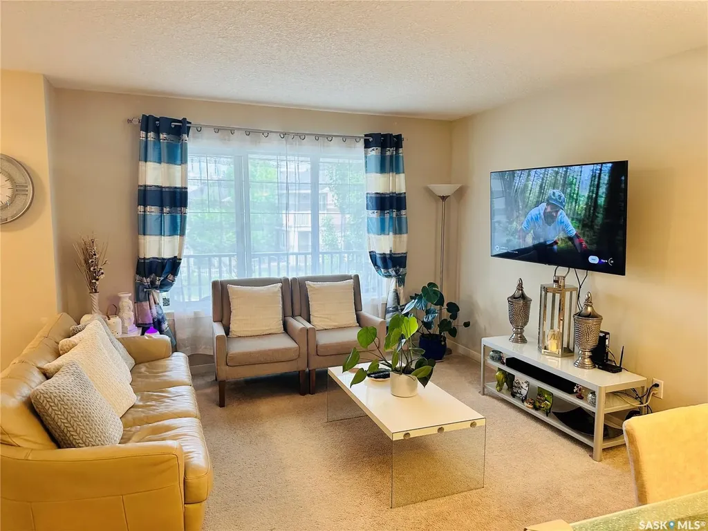 4533 Delhaye Way Regina SK S4W 0M2
