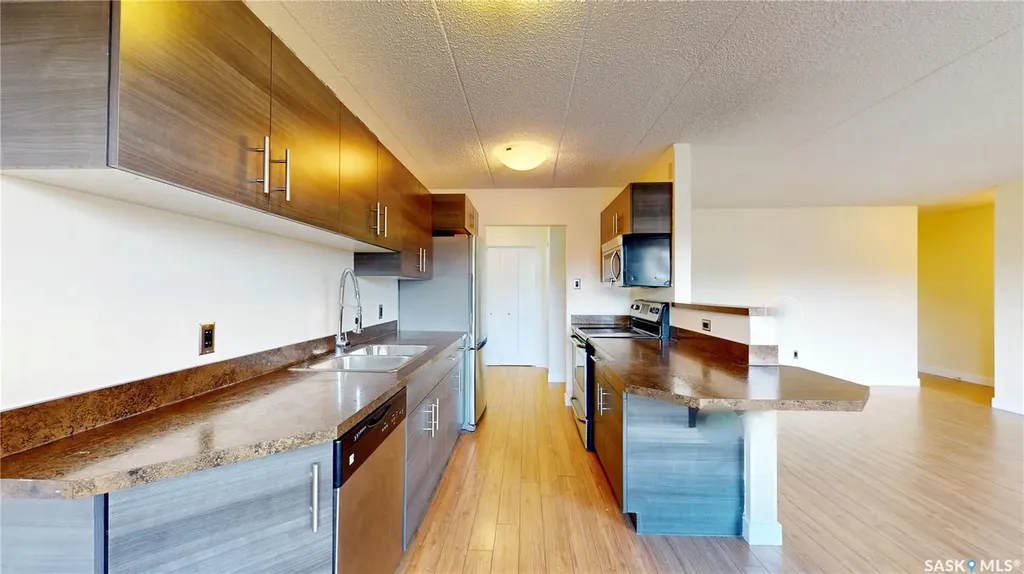 405 Lorne Street N Regina SK S4R 3B2
