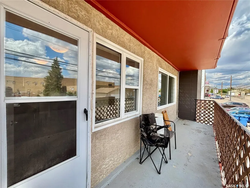 405 Lorne Street N Regina SK S4R 3B2