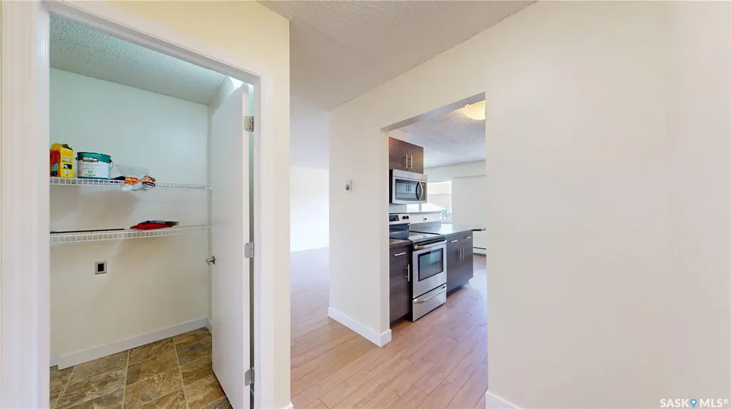 405 Lorne Street N Regina SK S4R 3B2