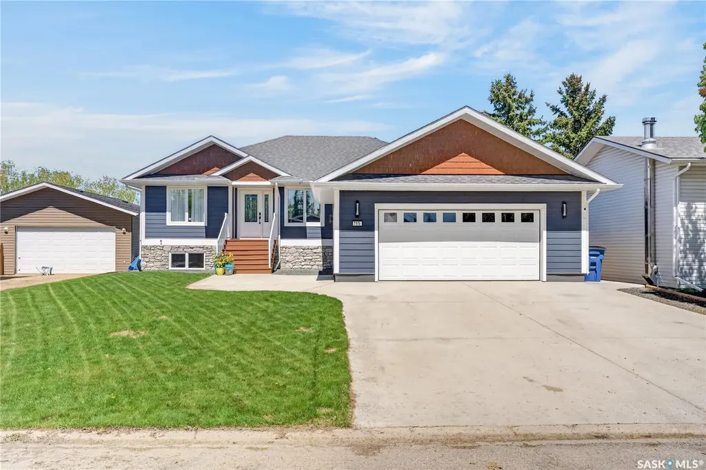 715 Golburn Crescent Tisdale SK S0E 1T0