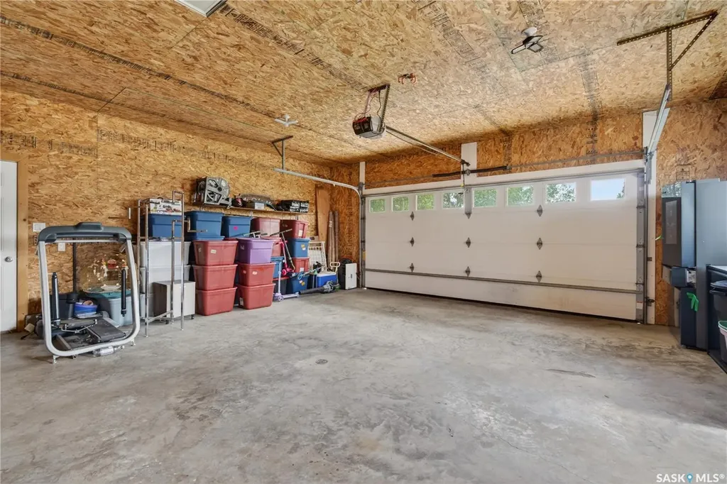 715 Golburn Crescent Tisdale SK S0E 1T0