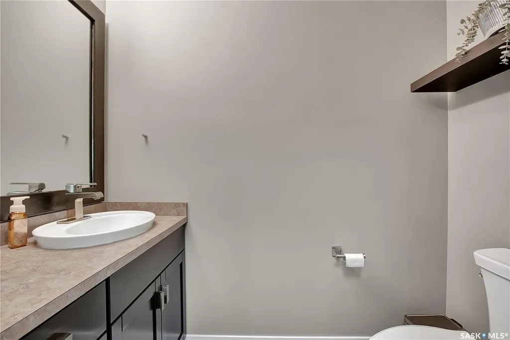 312 Columbus Court Martensville SK S0K 0A2