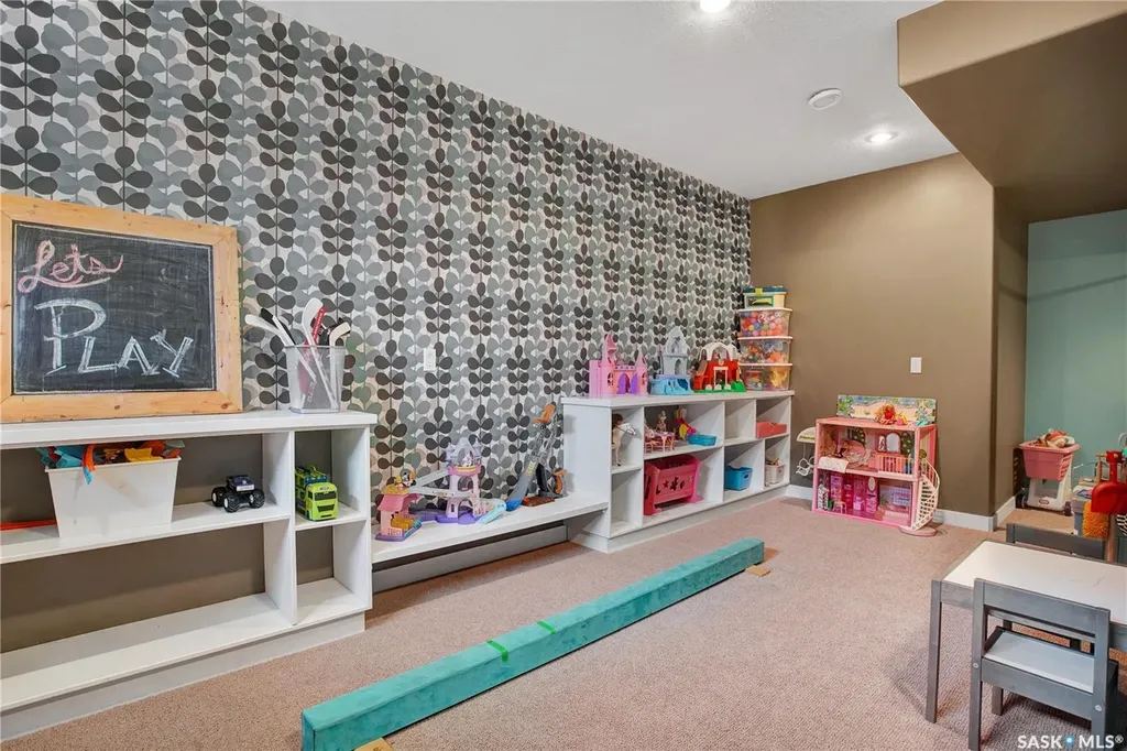 312 Columbus Court Martensville SK S0K 0A2