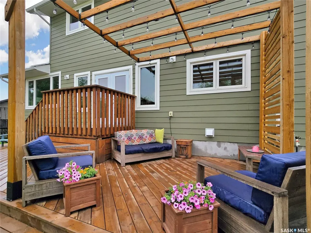 312 Columbus Court Martensville SK S0K 0A2