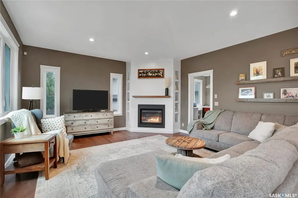 312 Columbus Court Martensville SK S0K 0A2