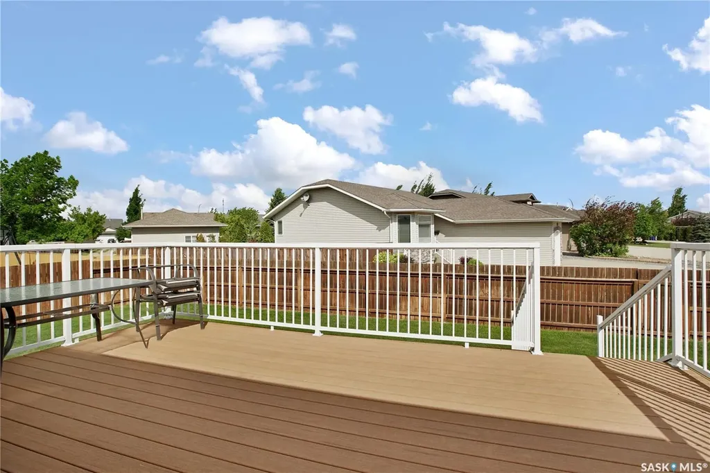 702 Grabowski Crescent Warman SK S0K 4S0
