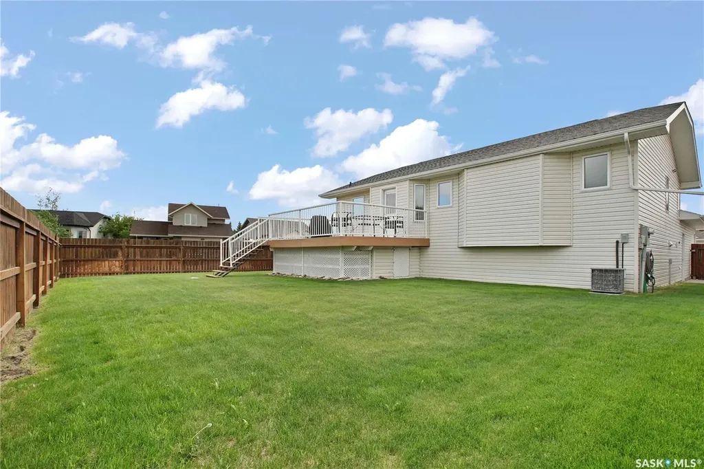 702 Grabowski Crescent Warman SK S0K 4S0