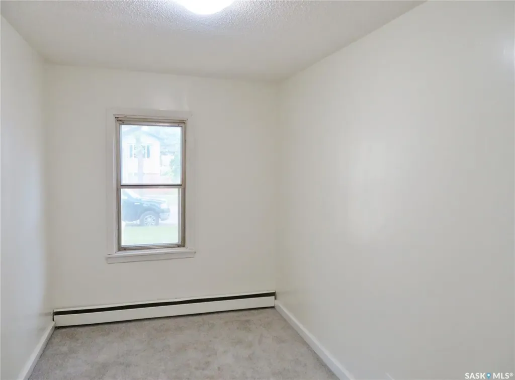 1436 E Avenue N Saskatoon SK S7L 1T6