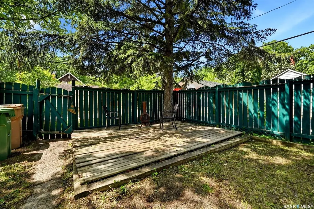 2026 Garnet Street Regina SK S4T 2Z6
