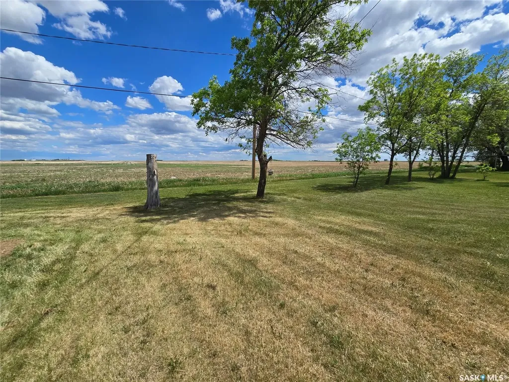 222 Torbay Street Torquay SK S0C 2L0