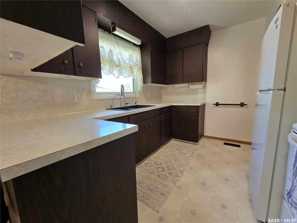 222 Torbay Street Torquay SK S0C 2L0