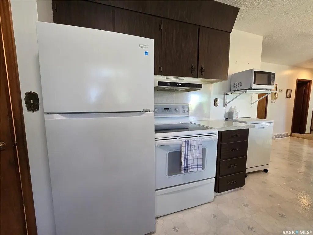 222 Torbay Street Torquay SK S0C 2L0