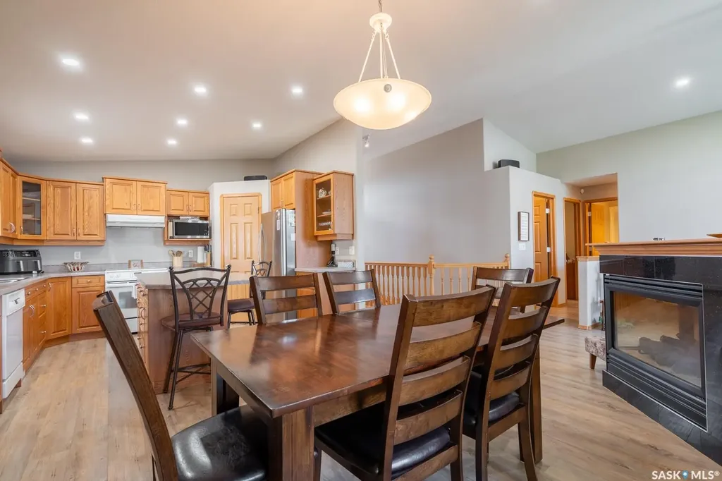3807 Britannia Place E Regina SK S4V 2Z6