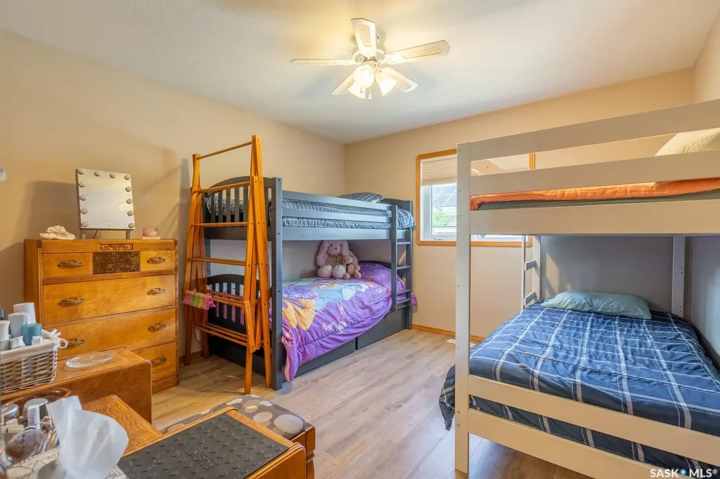 3807 Britannia Place E Regina SK S4V 2Z6