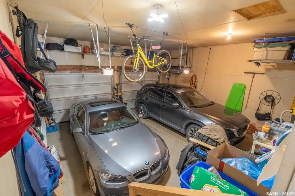 3807 Britannia Place E Regina SK S4V 2Z6