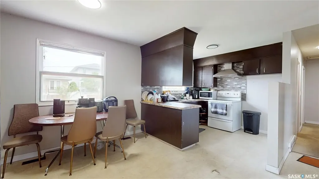 3348 Grant Road Regina SK S4S 5H5