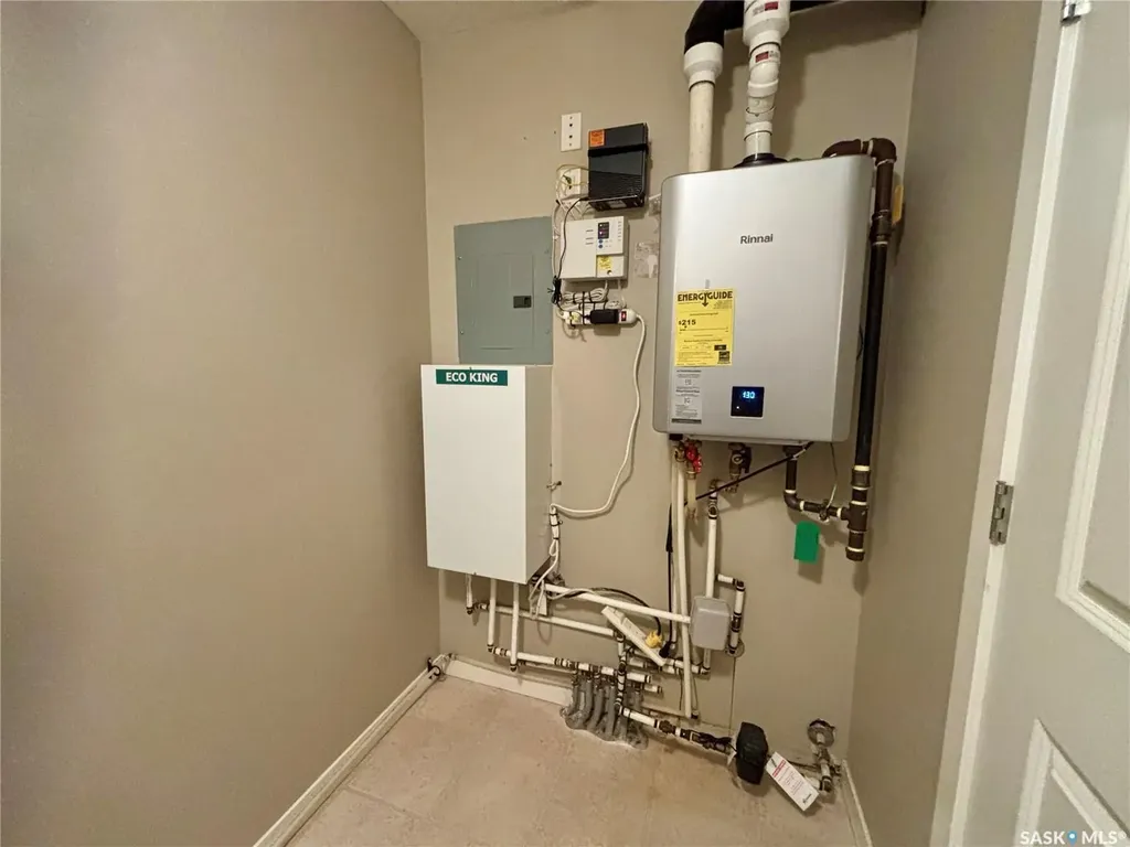 5533 Blake Crescent Regina SK S4X 0J1