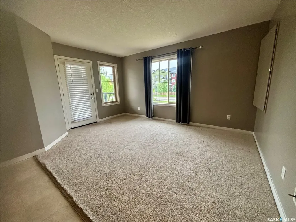 5533 Blake Crescent Regina SK S4X 0J1
