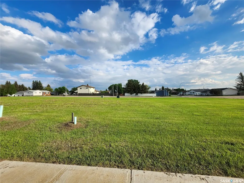 5312 Chronicle Street Macklin SK S0K 2L0