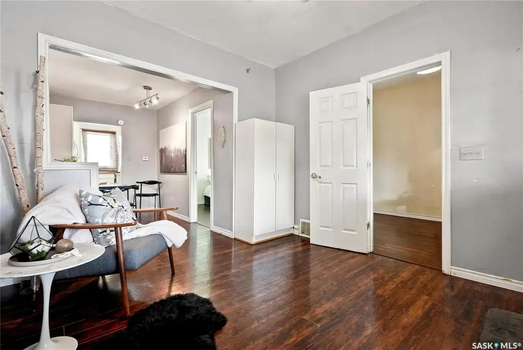 1614 Lorne Avenue Saskatoon SK S7H 1Y1