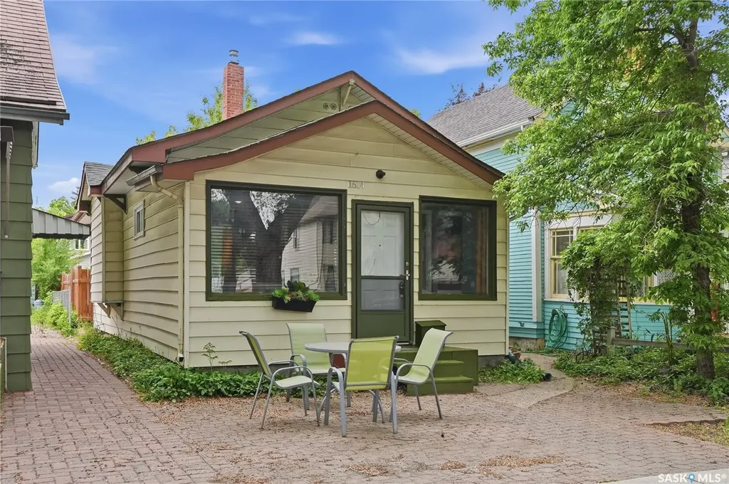 1614 Lorne Avenue Saskatoon SK S7H 1Y1