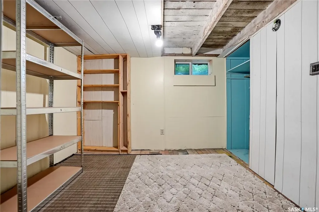 1614 Lorne Avenue Saskatoon SK S7H 1Y1