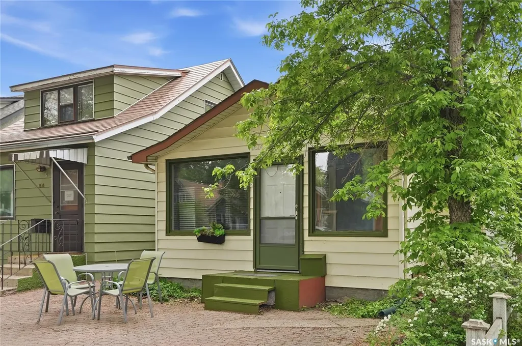 1614 Lorne Avenue Saskatoon SK S7H 1Y1