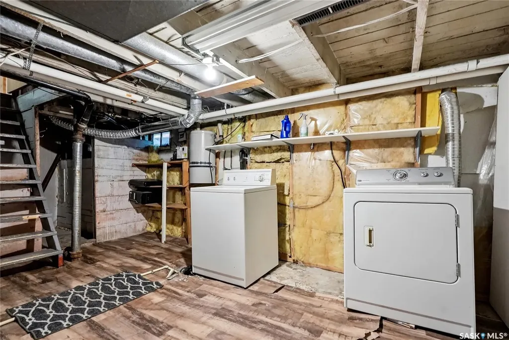 1614 Lorne Avenue Saskatoon SK S7H 1Y1