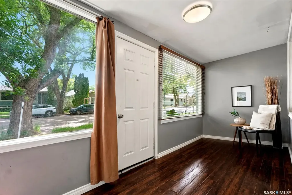 1614 Lorne Avenue Saskatoon SK S7H 1Y1