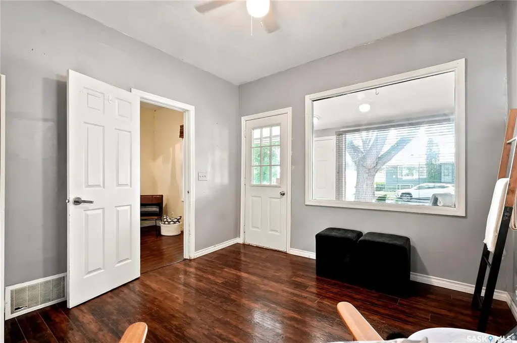 1614 Lorne Avenue Saskatoon SK S7H 1Y1