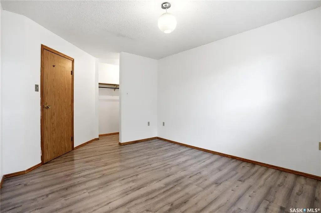2511 Neff Road E Regina SK S4V 1C1