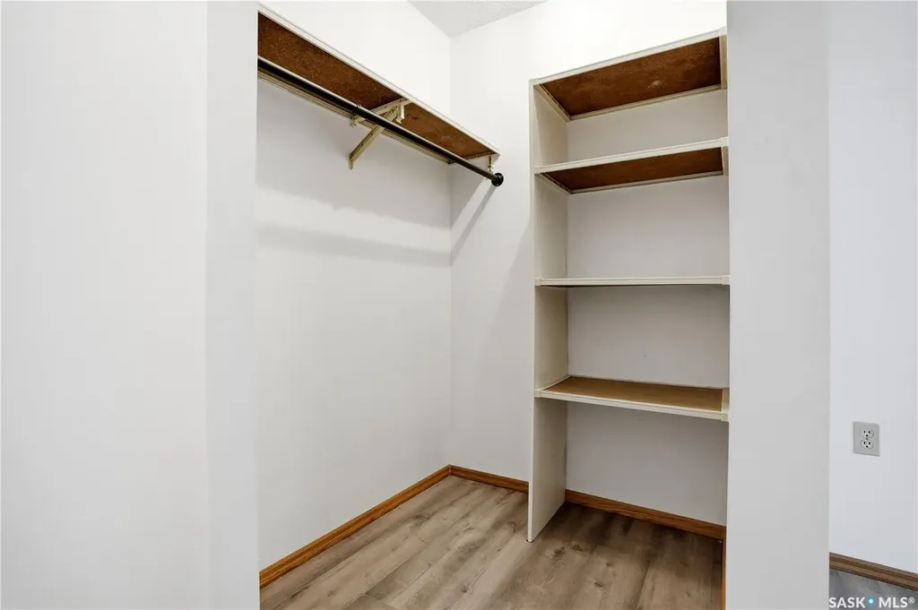 2511 Neff Road E Regina SK S4V 1C1