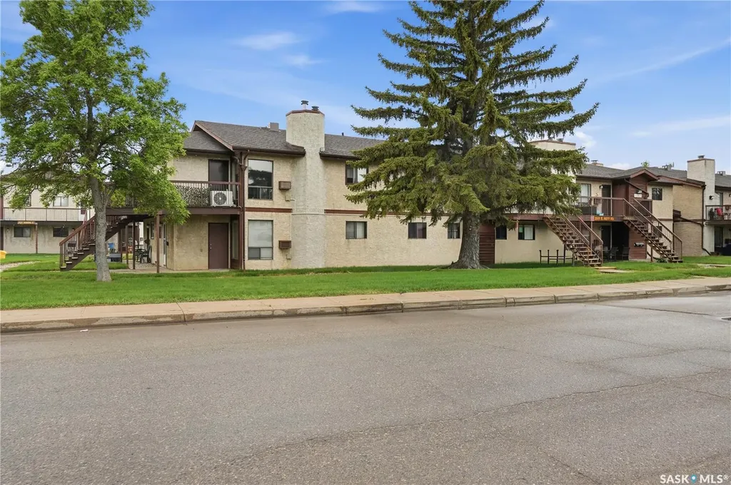 2511 Neff Road E Regina SK S4V 1C1
