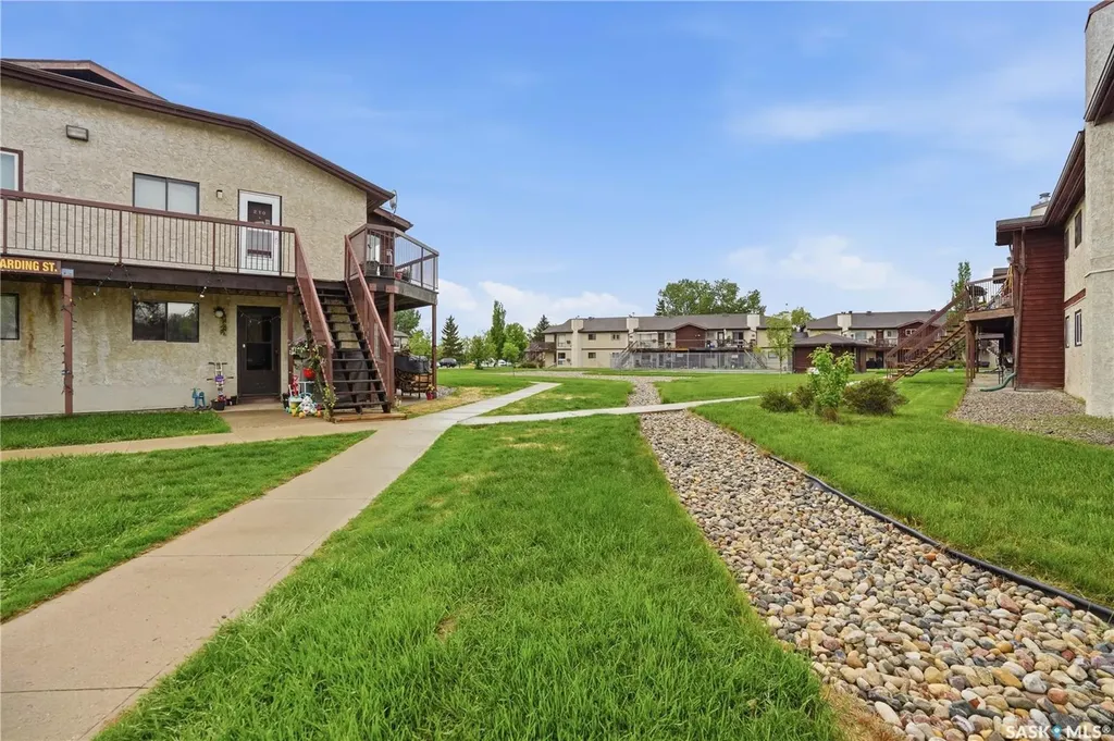 2511 Neff Road E Regina SK S4V 1C1