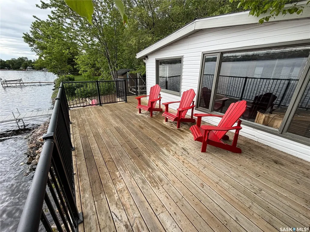 215-216 Osment Avenue Katepwa Beach SK S0G 2Y0