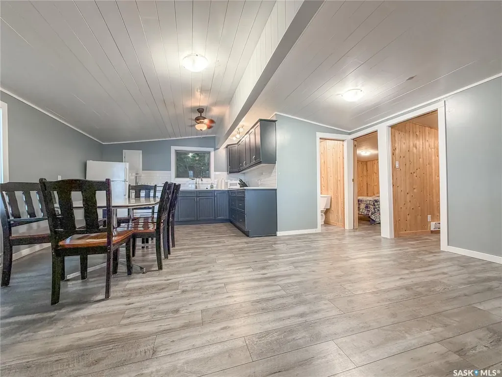 215-216 Osment Avenue Katepwa Beach SK S0G 2Y0