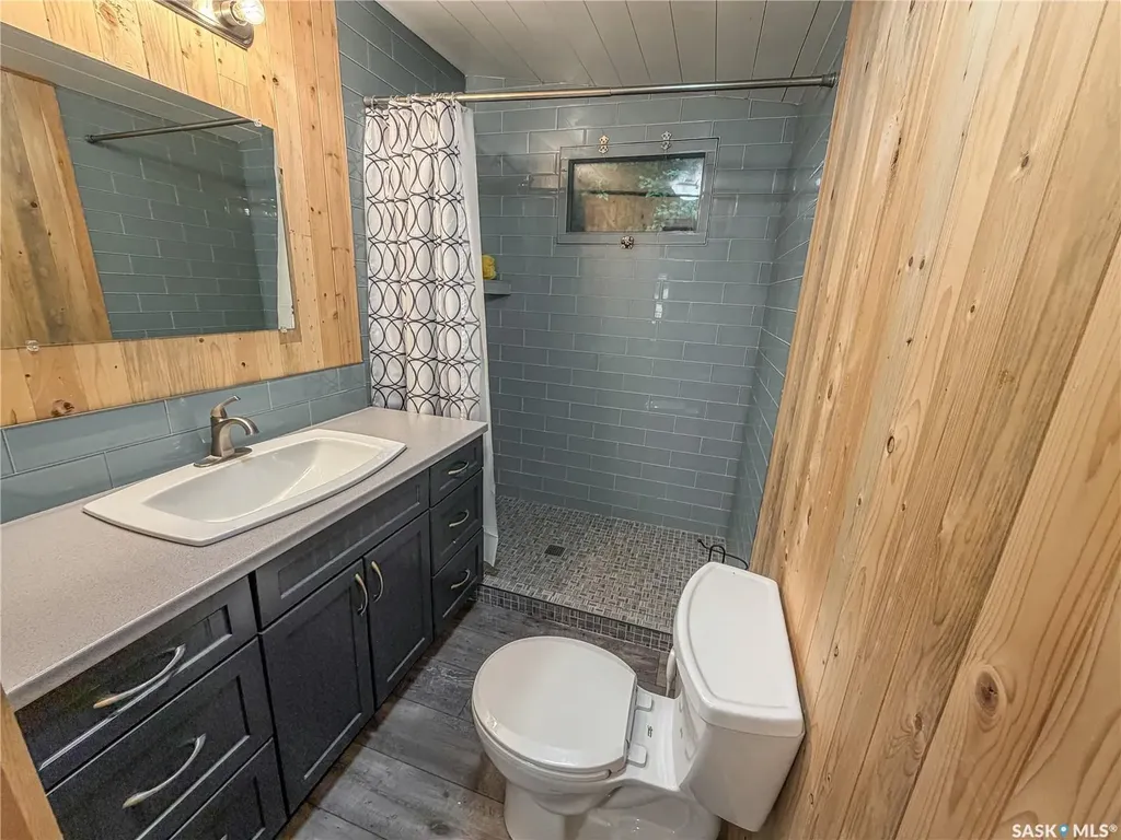 215-216 Osment Avenue Katepwa Beach SK S0G 2Y0