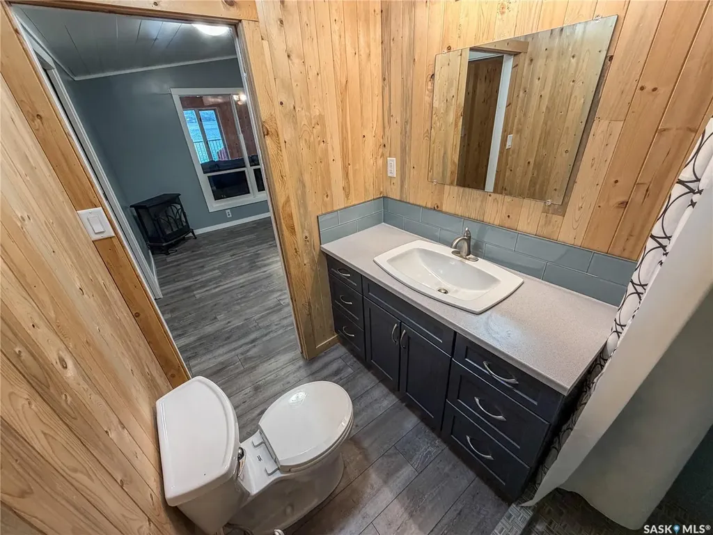 215-216 Osment Avenue Katepwa Beach SK S0G 2Y0